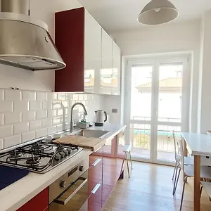 comfortable-apartment-in-the-heart-of-lecco.it-lombardy.com/